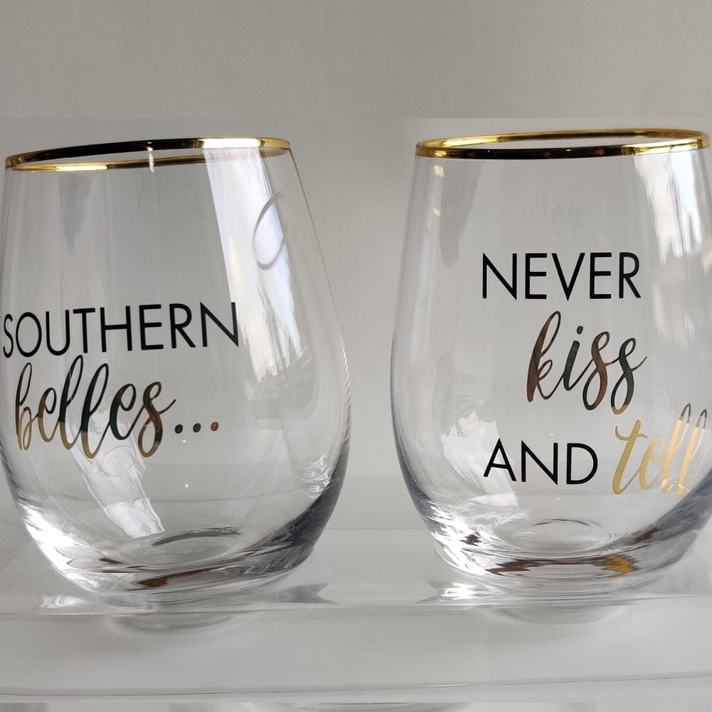 Mikasa Southern Belles Never Kiss and Tell Crystal